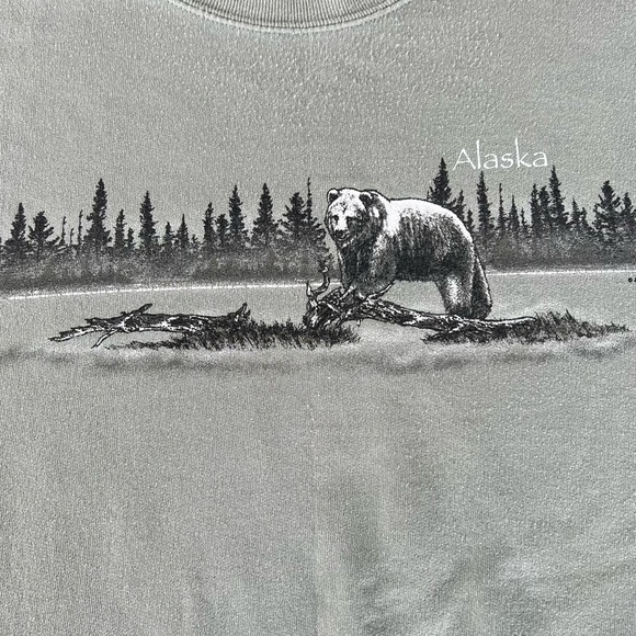 VTG 90s Alaska Grizzly Bear Nature Landscape Sage Green Crewneck Sweatshirt XL - Picture 1 of 14
